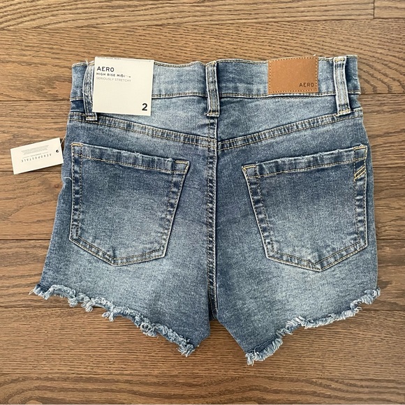 Aeropostale Stretchy High Rise Shorts - Medium Wash - Distressed - Raw Hem - Picture 6 of 14